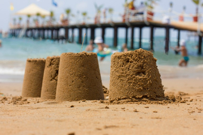 10 Best Non-Toxic Beach Toys