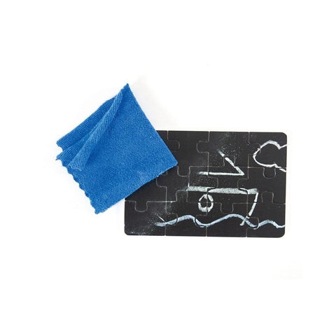 4 Puzzles - Blackboard Diorama