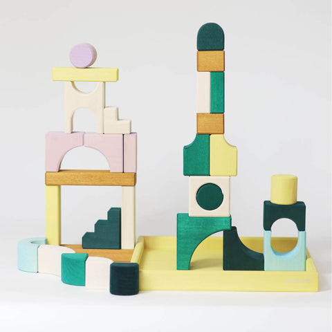 Small Building Set Movement