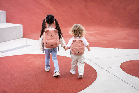Trixie - School Starter Set - Backpack Regular 12-Inch/7.5L + Leakproof Lunch Box With Clips - Mrs. Cat