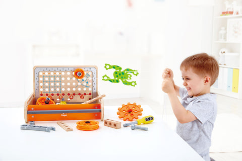 Hape Junior Inventor Deluxe Experiment Construction Kit 57pcs
