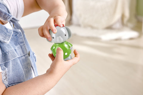 Hape Spin Splash N Swim Elephant Bath Toy