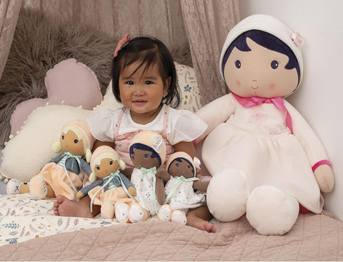 CHLOE DOLL 25CM