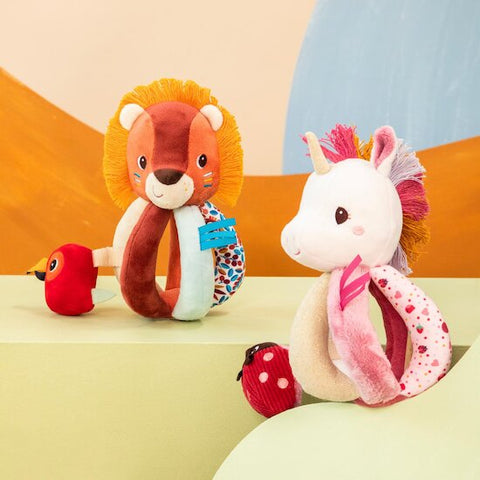 LENA RATTLE WITH HANDLES