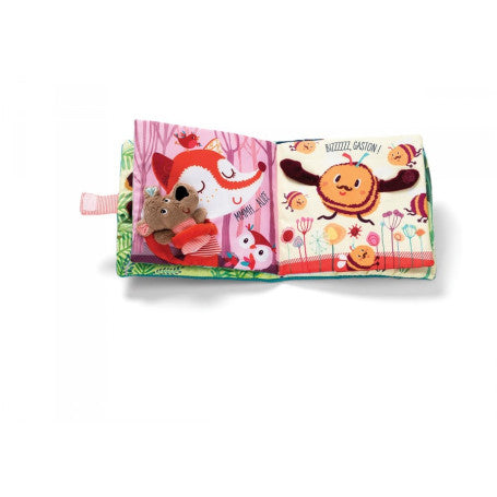 CESAR HUG BOOK