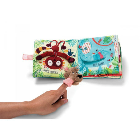 CESAR HUG BOOK