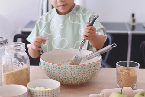 Beaba 2 In1 Bib With Removable Sleeves Sage Green