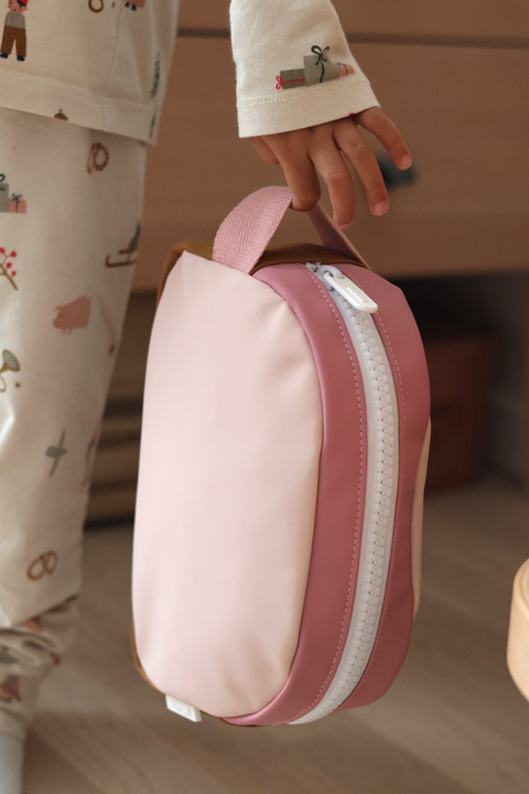 940332_Toybox.ae