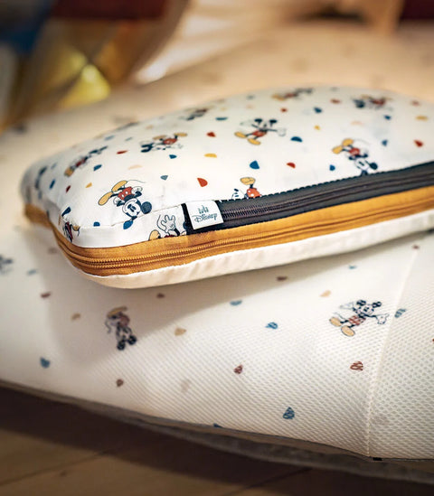 JetKids CloudSleeper Mickey Celebration