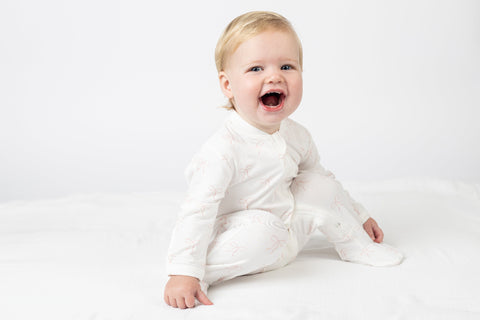Lulujo - Bamboo Footed Sleepsuit - Bows - Size L (6-12 months)