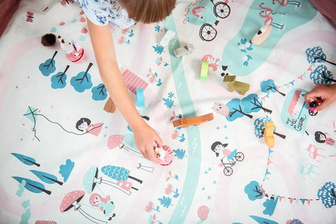Play and Go - Playmat and Storage bag - Walk in the park