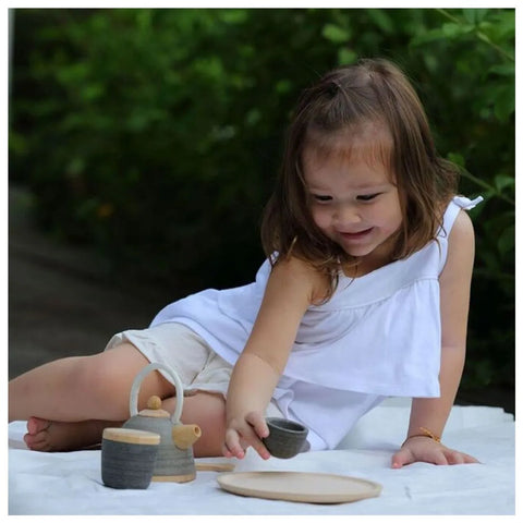 PlanToys Classic Tea Set