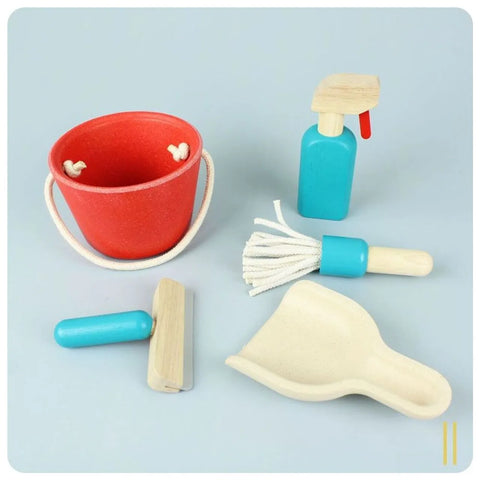 PlanToys Cleaning Set
