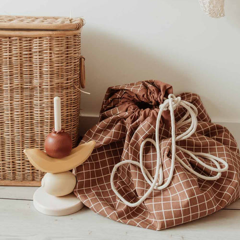 Play&Go - Playmat and Storage bag Organic - Grid Brown