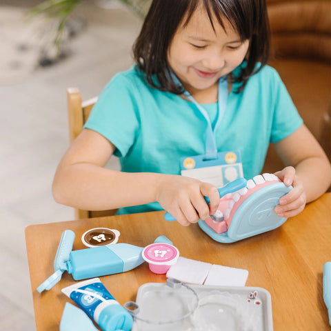 Melissa and Doug Super Smile Dentist Play Set