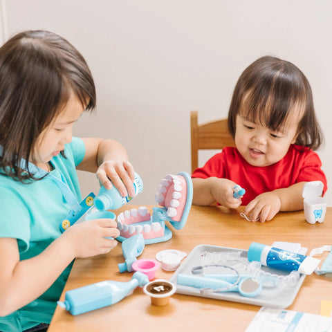 Melissa and Doug Super Smile Dentist Play Set