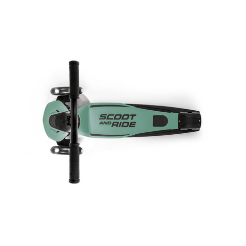 Scoot & Ride - Highwaykick 5 LED Scooter - Forest