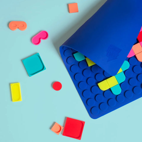 Silipop Travel Game - Blue Silicone Mat