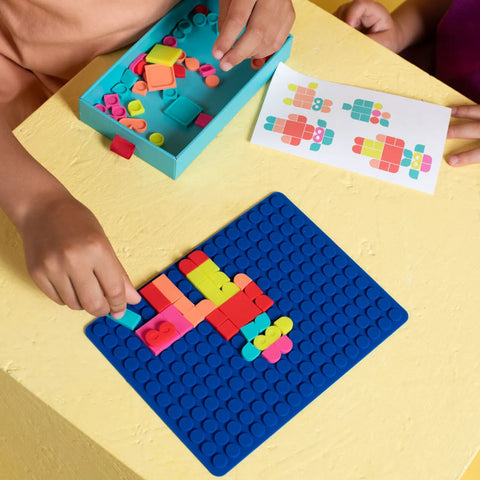 Silipop Travel Game - Blue Silicone Mat