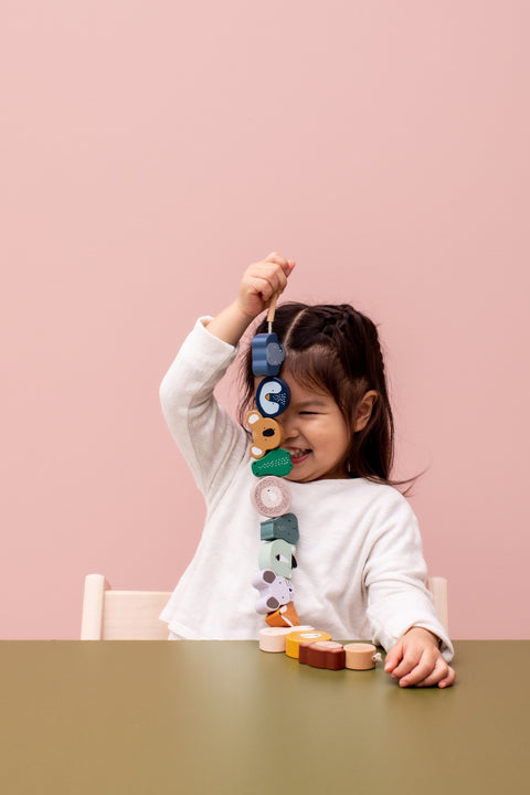 Trixie - Wooden animal lacing beads