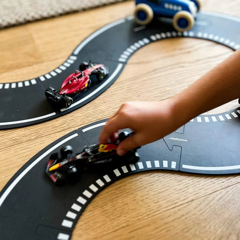 Waytoplay - Grand Prix 24 Pieces Set