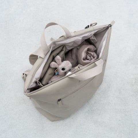 Changing Backpack Sand