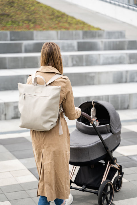 Changing Backpack Sand