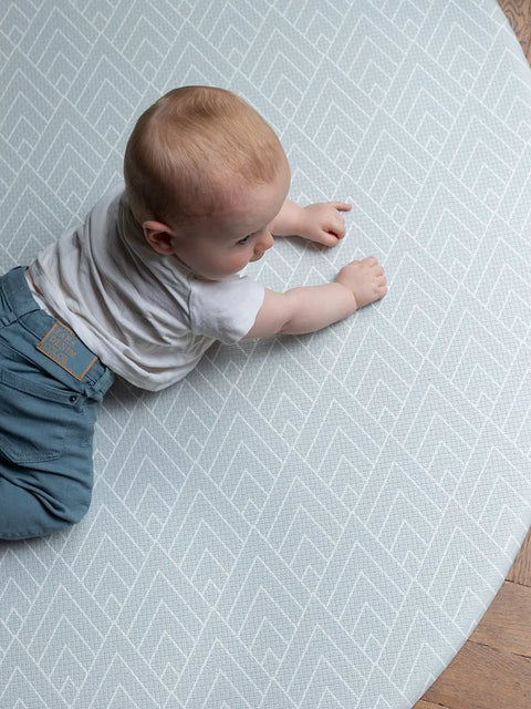 the scout & wanderer round playmat