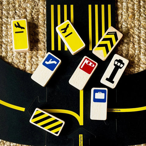 Waytoplay Roadblocks Airport Signs