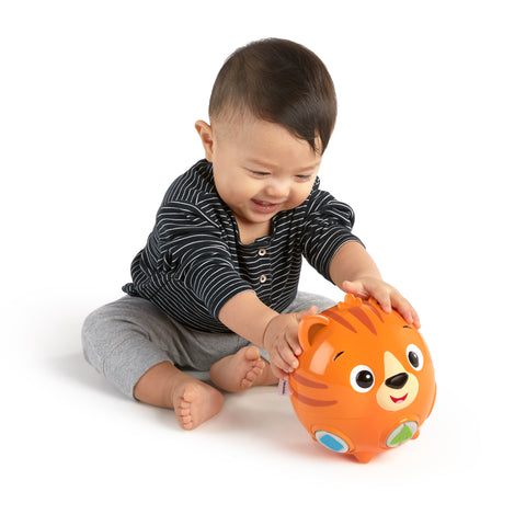Baby Einstein Lily Crawl Ball