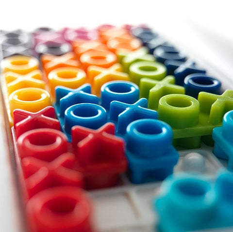 Smartgames - Iq Xoxo - www.toybox.ae