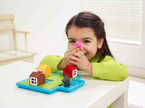 Three Little Piggies - Deluxe - www.toybox.ae