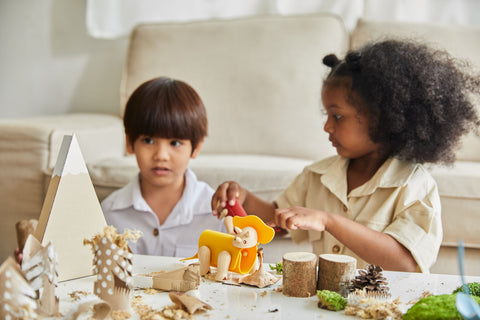 D.I.Y - Stegosaurus - www.toybox.ae