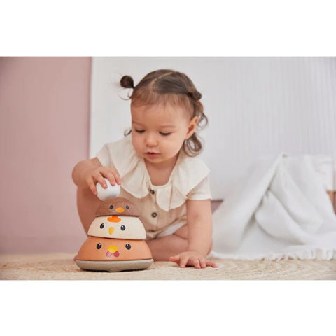 CHICKEN NESTING - MODERN RUSTIC