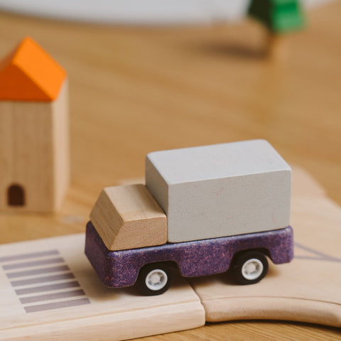 Planworld Vehicle Series - www.toybox.ae