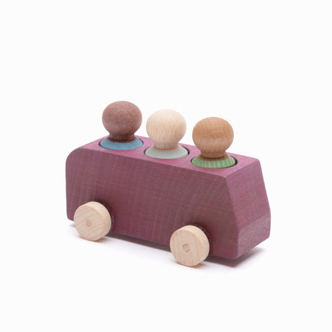 Lubulona | Plum Wooden Bus | With 6 Different Colour Figures