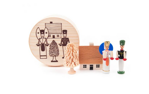 Chip box with angel and miner (4) - www.toybox.ae